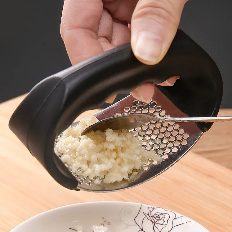 Garlic grinder